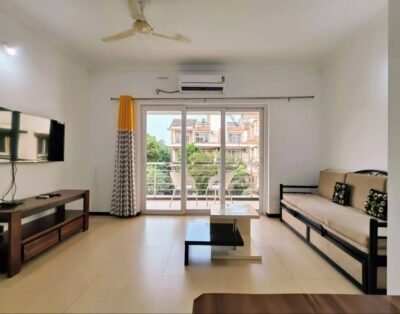 Life is short. Take a trip, make memories with your loved ones.  1bhk with a pool near the beach at Goa.
